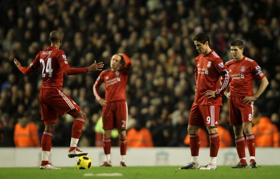 泽林斯基：如果这都能判点球，那所有的接触都是点球（泽林斯基质疑判罚：按这标准，所有接触都该判点球）