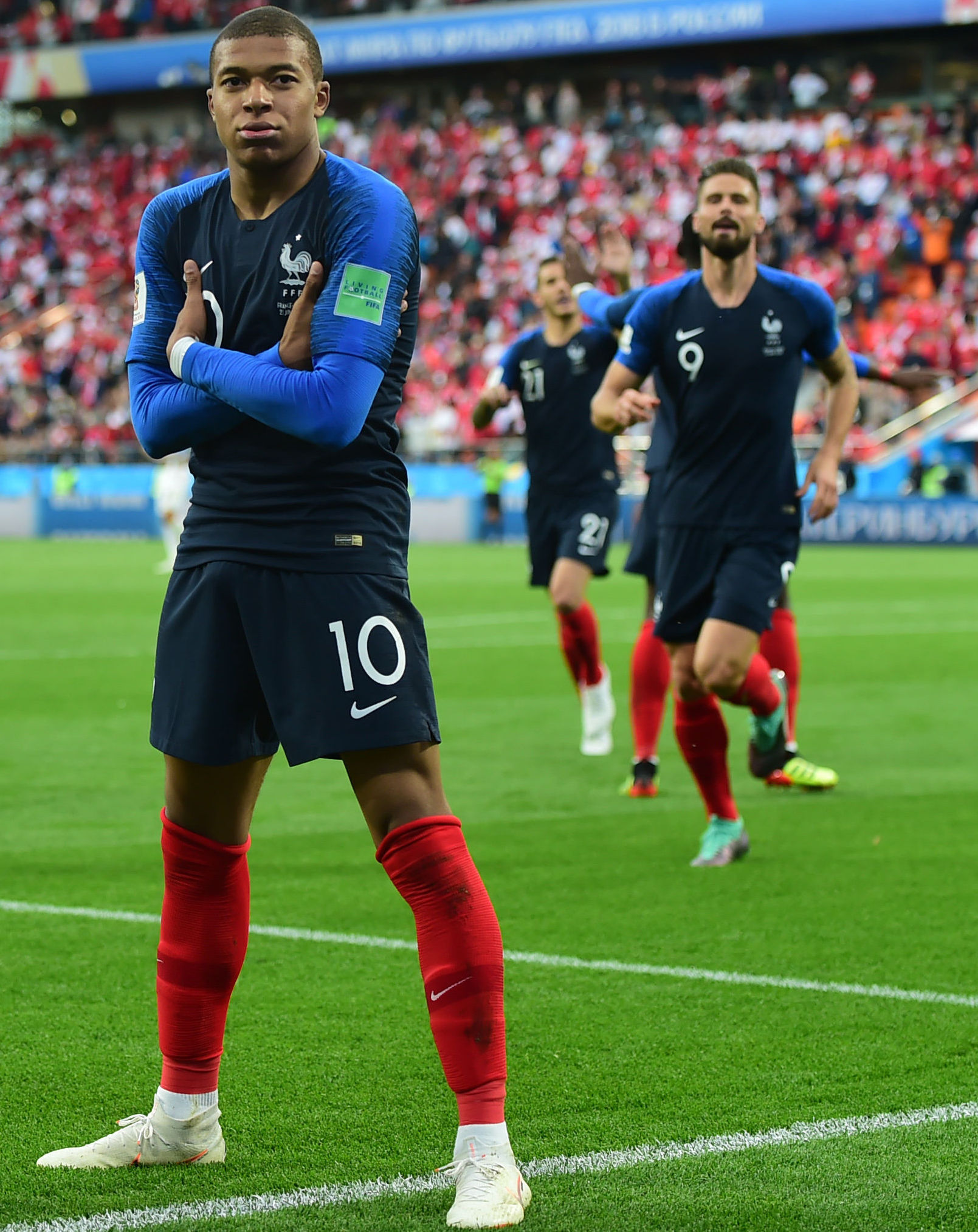 五人制足球队！麦迪逊夫妇官宣第二对双胞胎诞生，已育五娃（麦迪逊夫妇官宣喜得第二对双胞胎，已育五娃凑齐五人队）