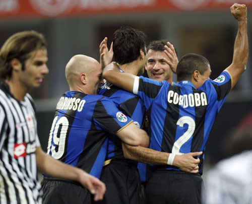 日职乙半场：两队破门乏术，熊本深红0-0甲府风林（日乙半场：熊本深红与甲府风林互交白卷，0-0握手言和）