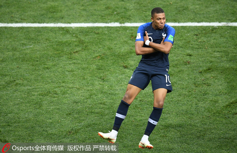 力压萨卡和哈兰德，官方：埃基蒂克当选第16轮英超最佳球员（英超第16轮最佳出炉：埃基蒂克当选，击败萨卡与哈兰德）