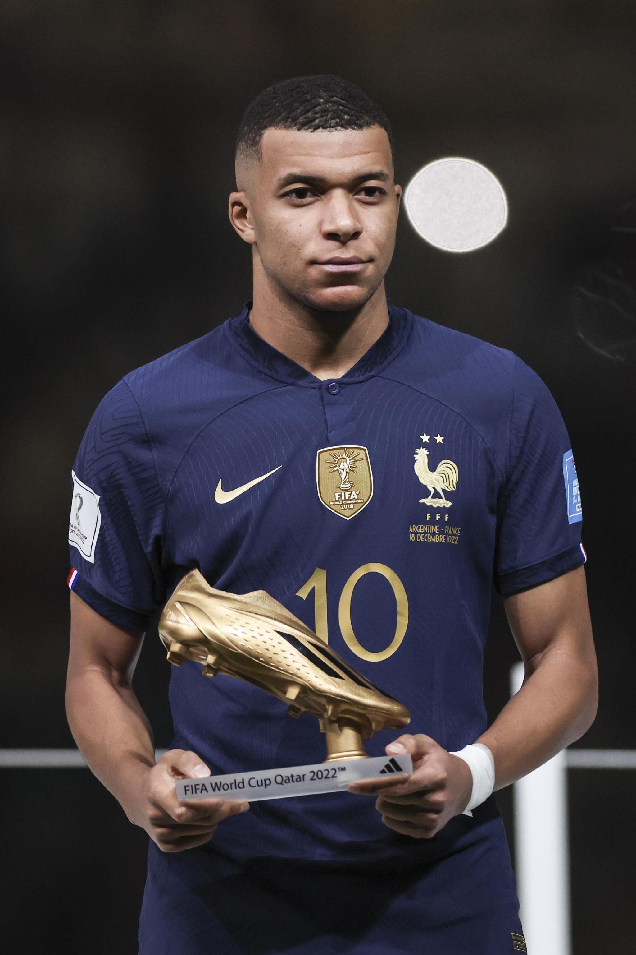 跟队：哥本哈根有意从签下克拉夫特，埃迪豪希望冬窗留住他（队记者：哥本哈根想引进克拉夫特，埃迪·豪盼冬窗将其留下）