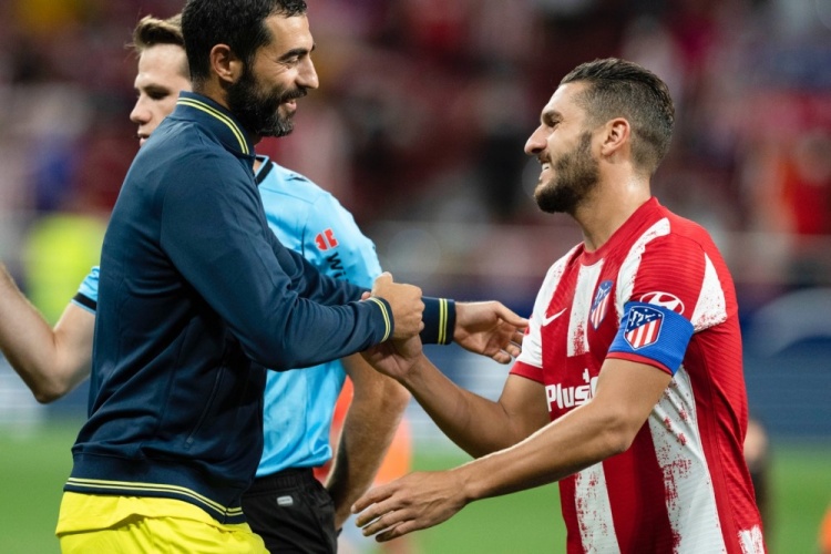 阿斯：阿隆索需解决皇马定位球问题，进攻没威胁防守不强硬（阿斯：阿隆索当务之急是解决皇马定位球隐患，进攻无锋芒、防守不够强硬）