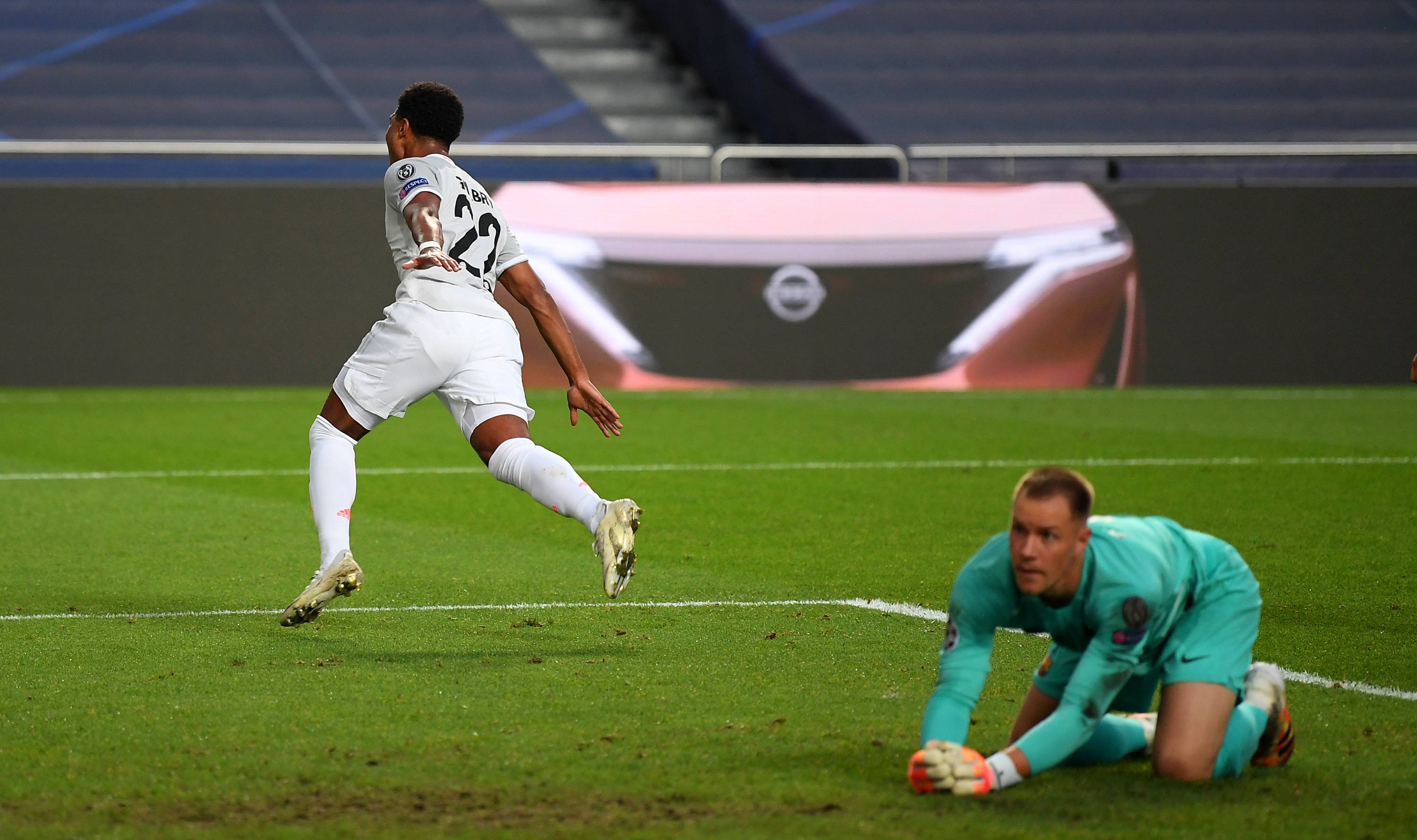 比尔希利：我的偶像是内马尔；希望有一天能回到巴萨踢球（比尔希利：偶像是内马尔，盼有朝一日重返巴萨效力）