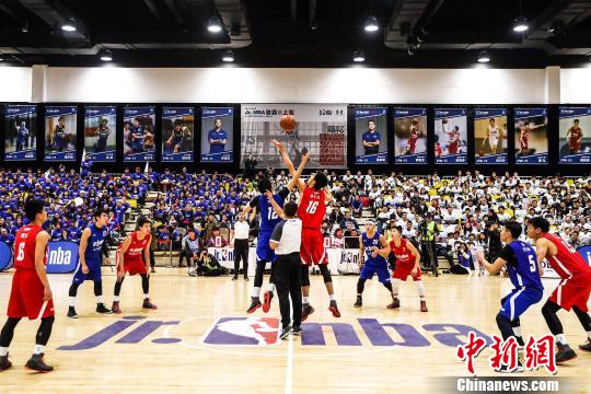 北青：约十人获国足新帅面试资格，邵佳一、李霄鹏等在列（北青：国足新帅面试约十位人选，邵佳一、李霄鹏等入围）