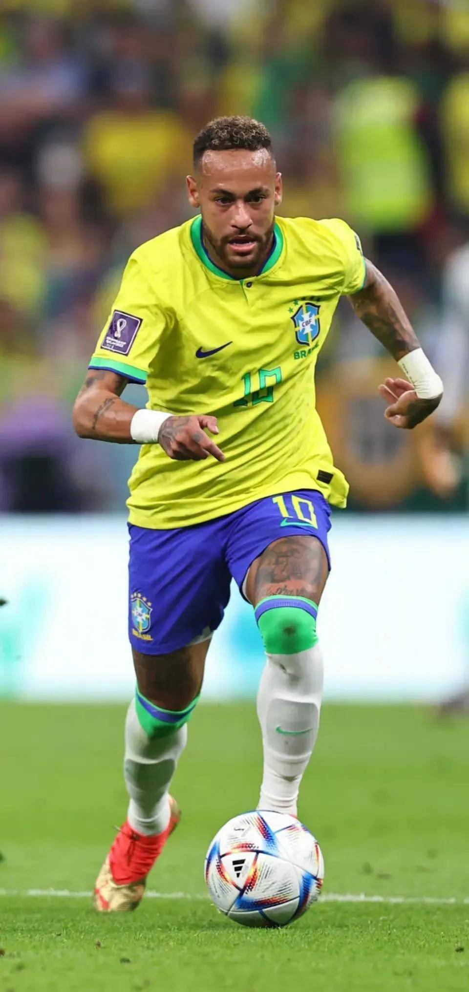 申花客战柔佛新山：阿苏埃搭档路易斯，吴曦、李可首发（申花客场挑战柔佛新山：阿苏埃联袂路易斯，吴曦李可领衔首发）