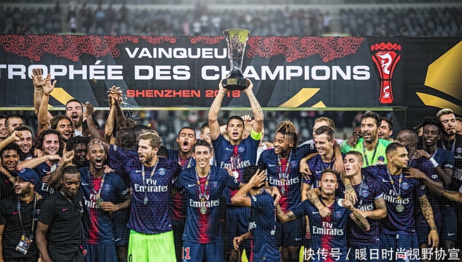 传闻：蓝鹰埃弗顿关注梅斯16岁前锋，身高193已亮相法甲（据传蓝鹰、埃弗顿盯上梅斯16岁前锋：身高1.93米，已在法甲亮相）