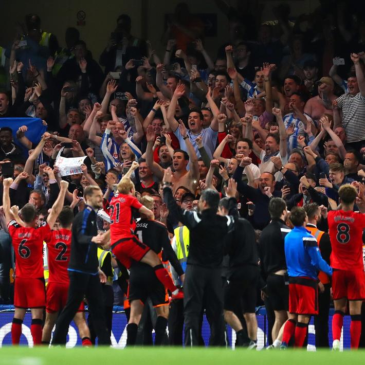 豫媒：河南热身赛6-2胜海港，为足协杯决赛开设6列球迷专列（河南媒体：热身赛6比2击败海港，足协杯决赛将开行6趟球迷专列）